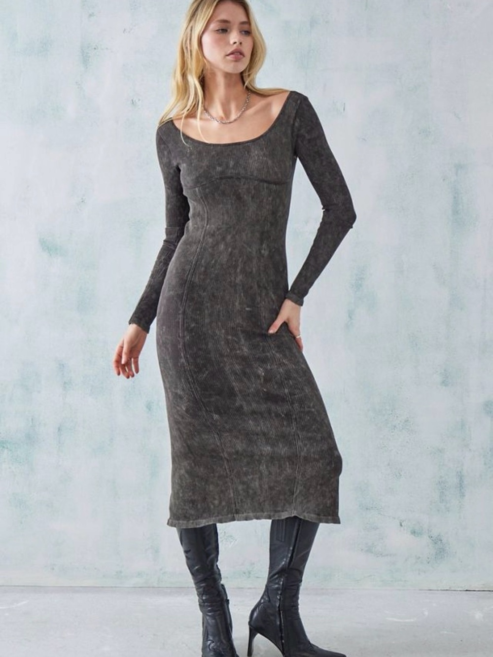 NWT Urban Outfitters BDG Kallie Awkward Ribbed Midi Dress size Small